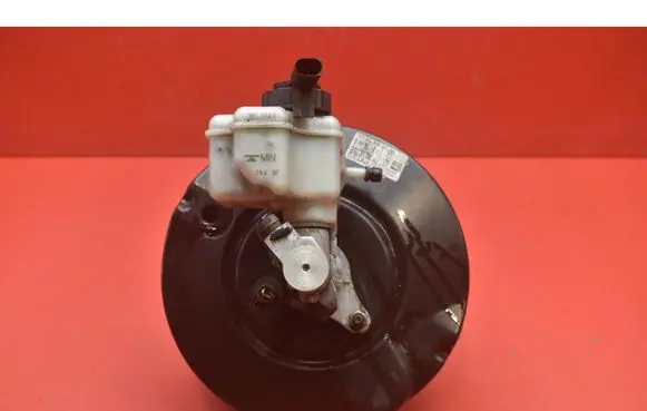 Skoda Octavia Mk2 (1Z) Brake booster 1K1614105BH
