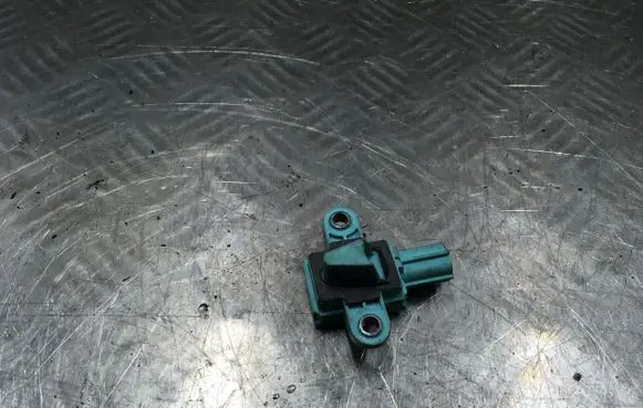 Audi A5 8T 8F Airbag deployment crash/impact sensor 8K0955557C 5WK4380902