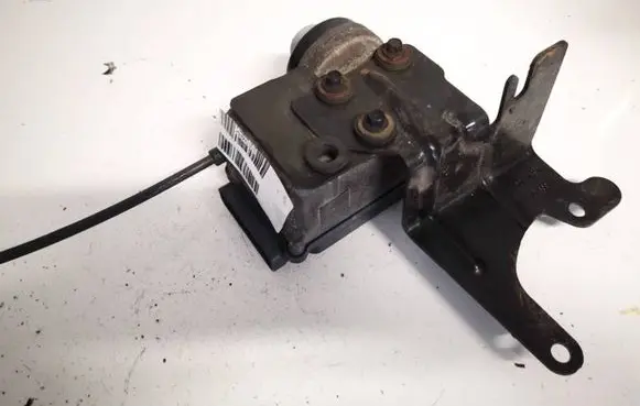 Ford Maverick Cruise control unit/module 5l8u9c735ad 5l8u-9c735-ad