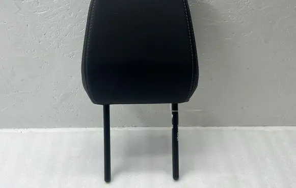 Opel Mokka B Front seat headrest 