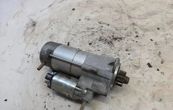 Jaguar XE Starter motor GX7311001AD