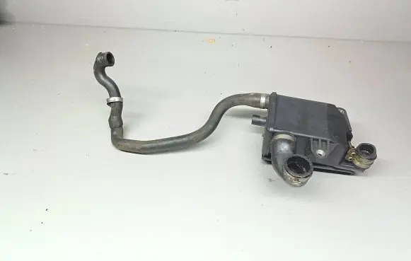 Volvo S70 V70 V70 XC Breather/breather pipe/hose 1271988