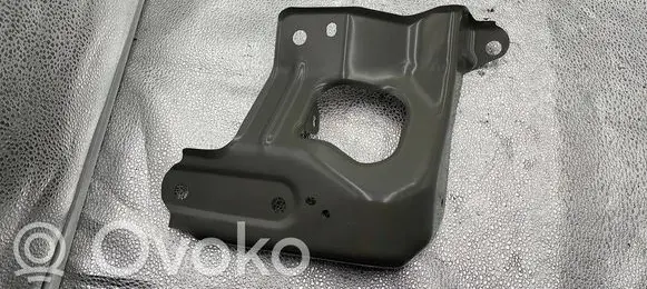 Tesla Model Y Fender mounting bracket 1487491-00-B 148749100B 1487491
