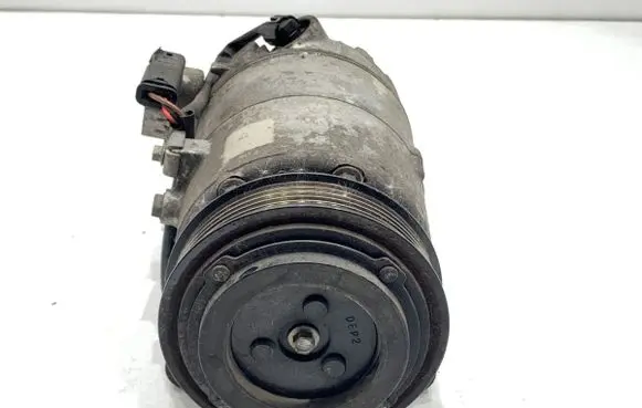 BMW X1 F48 F49 Air conditioning (A/C) compressor (pump) 65789