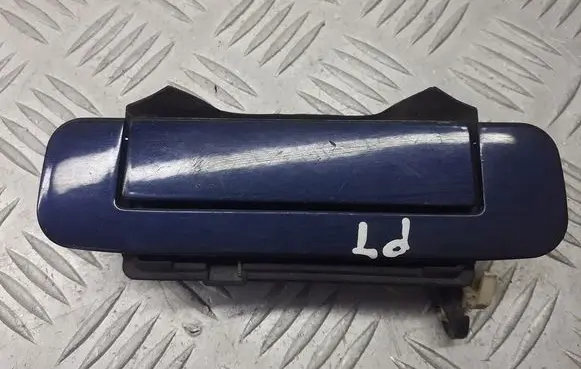 Audi A4 S4 B5 8D Rear door exterior handle 4A0839206