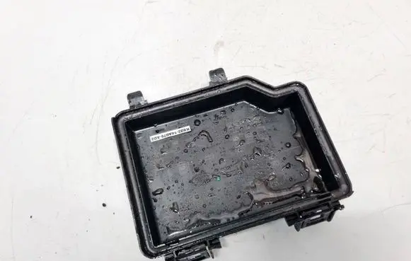 Fuse box cover