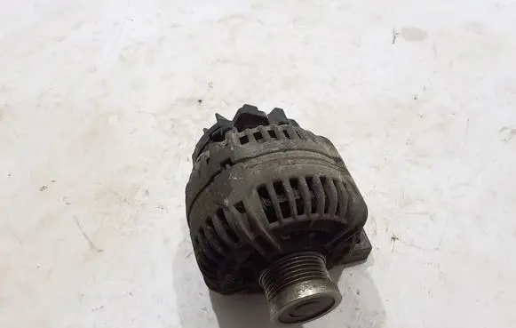Volvo XC90 Generator/alternator 30667788