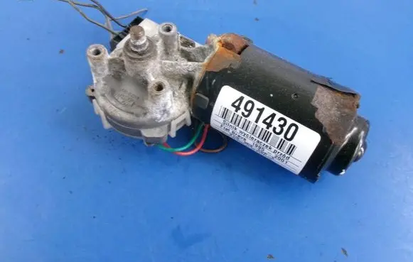 Fiat Bravo - Brava Front wiper linkage and motor