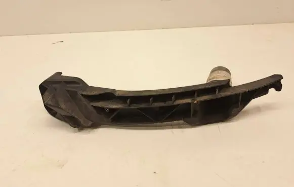 Volkswagen Golf V Front bumper mounting bracket 1K0807889A