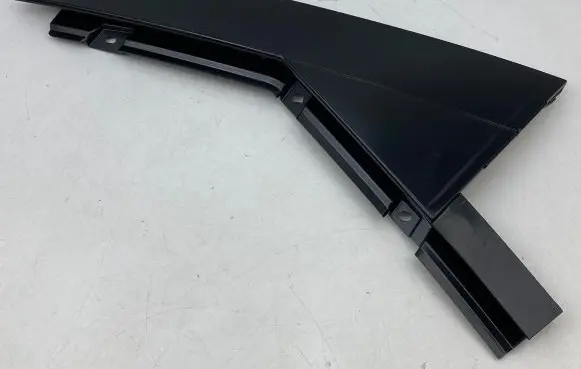 Volvo V90 Cross Country Rear door glass trim molding 31378627