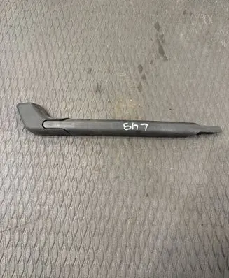 Volvo XC90 Rear wiper blade arm 8659502