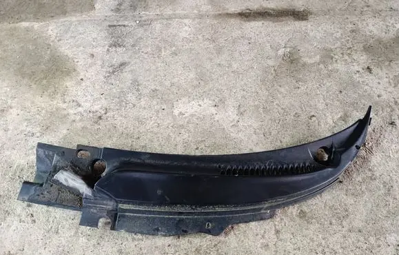 Chrysler Intrepid Wiper trim 04805015