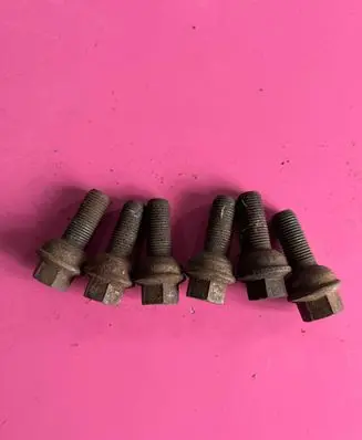 Volkswagen Crafter Nuts/bolts 