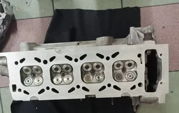 Saab 9-5 Engine head 752170