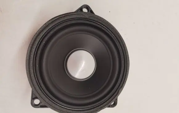 BMW 5 G30 G31 Rear door speaker 9364956