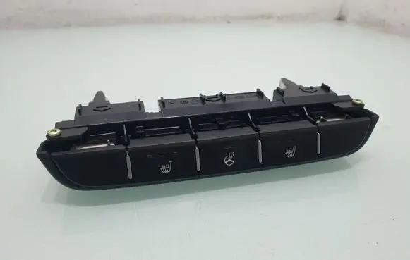 KIA Ceed Seat heating switch 93315J7010
