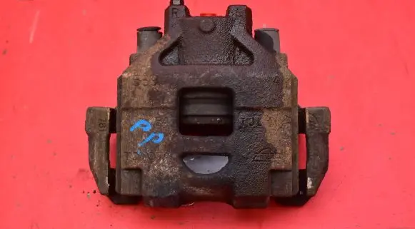 Toyota Yaris Front brake caliper