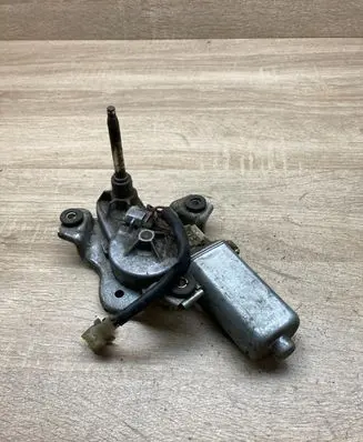 Mazda 626 Rear window wiper motor 34333581