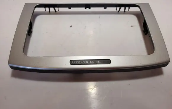 Volkswagen PASSAT B6 Radio/GPS head unit trim 3C0858069M