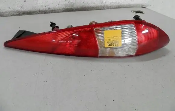 Ford Mondeo Mk III Rear/tail lights 1S7113404C
