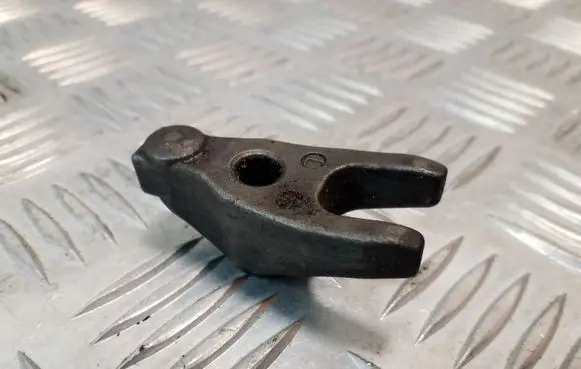 Chrysler Grand Voyager V Fuel Injector clamp holder