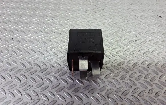 Ford Focus Other relay 5M5T14B192CA V23136B1X66