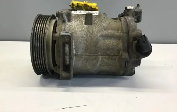 Peugeot 407 Air conditioning (A/C) compressor (pump) 9654764280