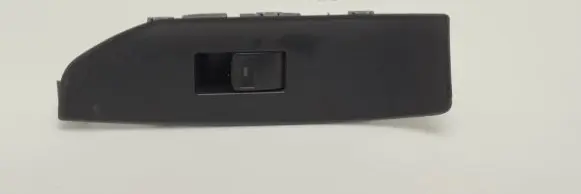 Toyota Verso Electric window control switch 8481005070