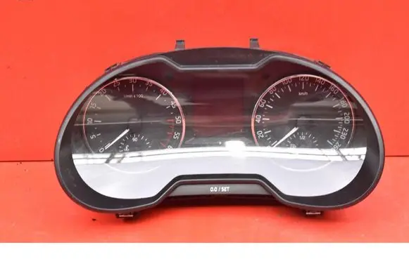 Speedometer (instrument cluster)