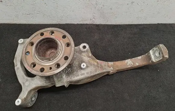 Mercedes-Benz E W213 Front wheel hub A2133324800