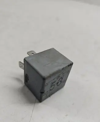Audi A4 S4 B6 8E 8H Other relay 141951253B