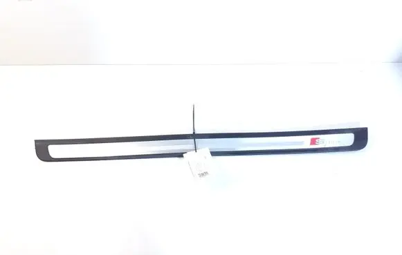 Audi A5 8T 8F Front sill trim cover 8T0853373LI
