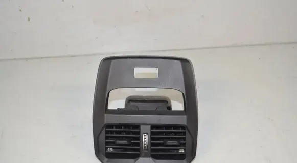 BMW i4 Rear air vent grill 6996849 5a3b8e1 51166996849