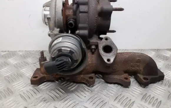 Audi A4 S4 B8 8K Turbo 03L145721A