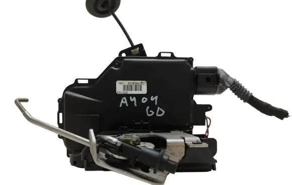 Audi A4 S4 B6 8E 8H Rear door lock 8E0839016C