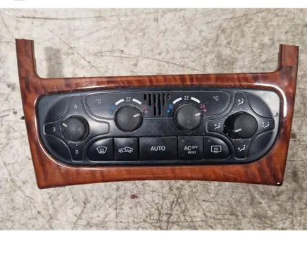 Mercedes-Benz C W203 Climate control unit F011020549