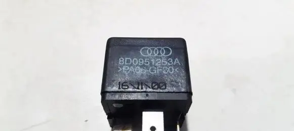 Audi A6 S6 C5 4B Other relay 8D0951253A 373