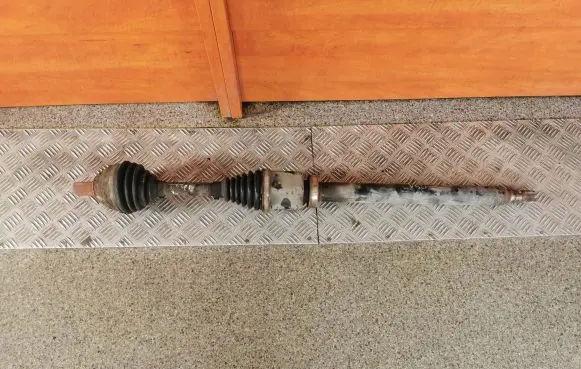 Volvo V60 Front driveshaft P31272550