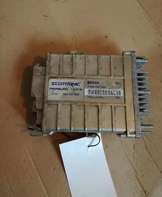 Volkswagen Golf II Engine control unit/module 0285007040