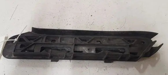 Volkswagen Touran I Front bumper mounting bracket 1T0807935