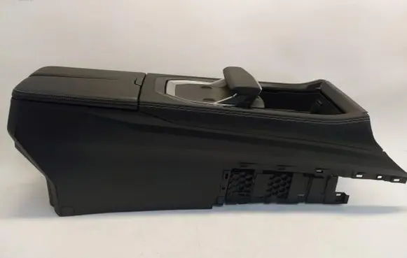 Renault Austral Center console 