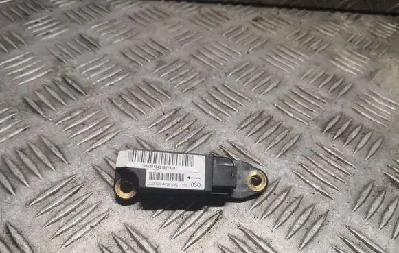 Mercedes-Benz S W220 Airbag deployment crash/impact sensor 2208204426 A2208204426