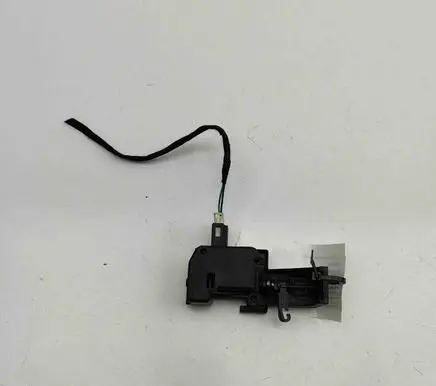 Mercedes-Benz E A207 Fuel tank cap lock A2048200072