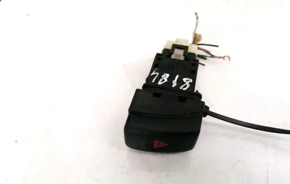 Subaru Legacy Hazard light switch 06901