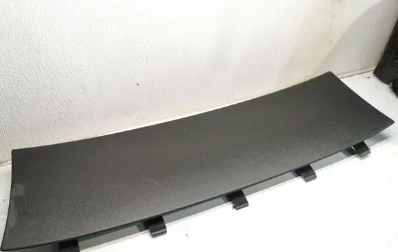 Volvo XC60 Tailgate trim 30740588 BQ2FA