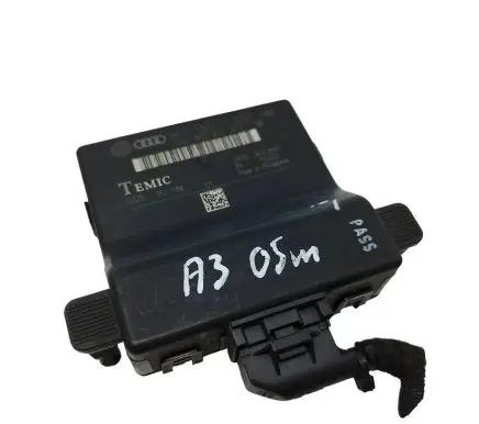 Audi A3 S3 8P Gateway control module 1K0907530D 1K0907951