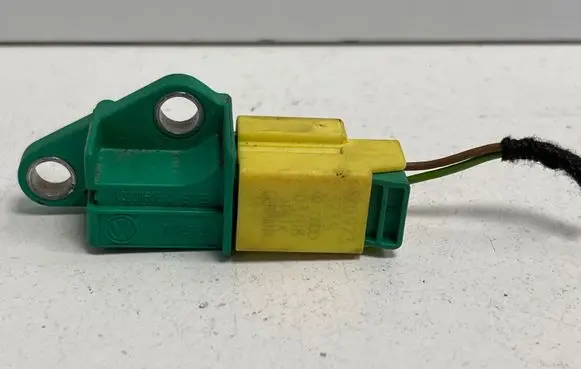 Audi A4 S4 B8 8K Airbag deployment crash/impact sensor 1K0909606C 5WK43544