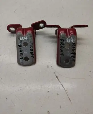 Hyundai Kona I Front door hinge set A046057
