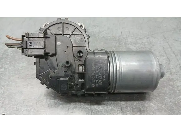 BMW 3 E46 Wiper motor 039024171