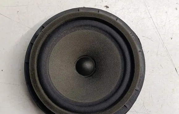 Suzuki SX4 S-Cross Front door speaker 3910268L00U6 3910268L00
